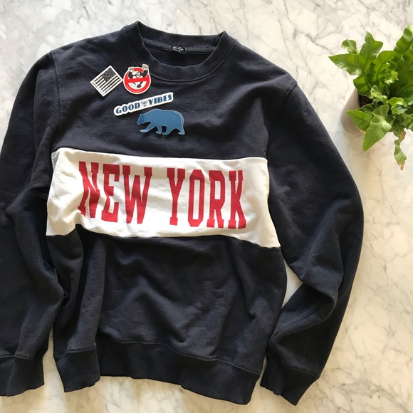 Brandy Melville New York Erica Sweater - Picture 2 of 5